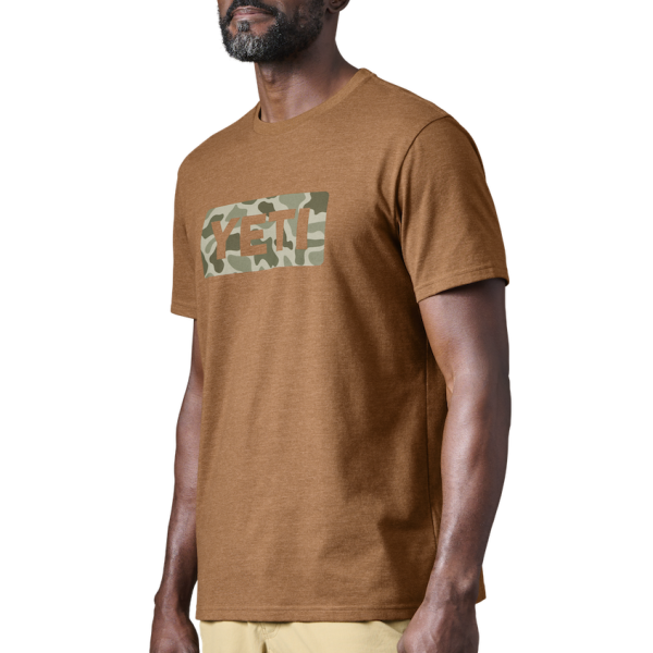 Heather Tobacco/Camo Yeti Camo Logo Badge Short Sleeve Tee Short Sleeve T-Shirt | OTCJVN-793